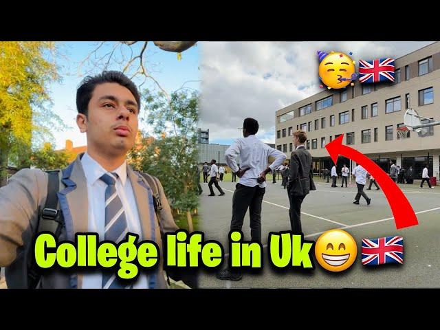 College Life In UK! Apna College Dikha Diya!