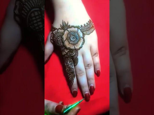 simple henna #shortvideo #mehendi #henna #youtubeshorts #hennadesign #sam #art #ytshorts #viral