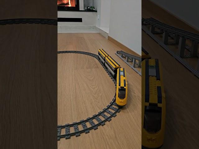 LEGO train in action: 8-shape track with Lego 7996 double crossover