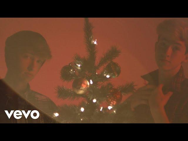 Jam Jr. - Deck the Halls (Official Video) feat. Cash and Maverick