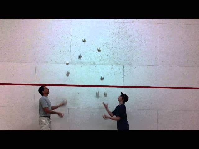 Juggling — 11 Ball Passing #1
