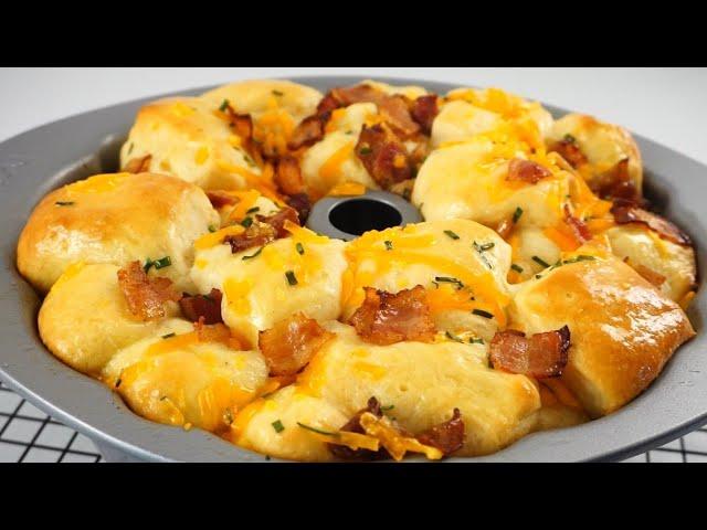 Fluffy Bacon And Cheese Pull Apart Bread