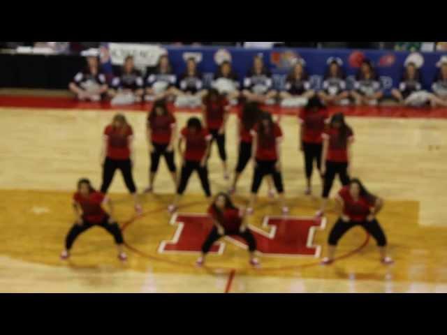 SHS Luvabulls Dance at the NE State Baseketball Tournament