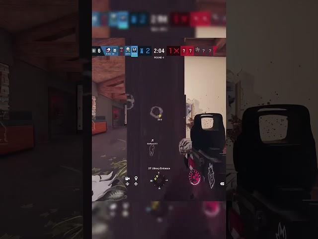 Slamming champs #r4c #fieldprep #r6siege #dexter #controller #glacier #gaming #rainbowsix #gloves
