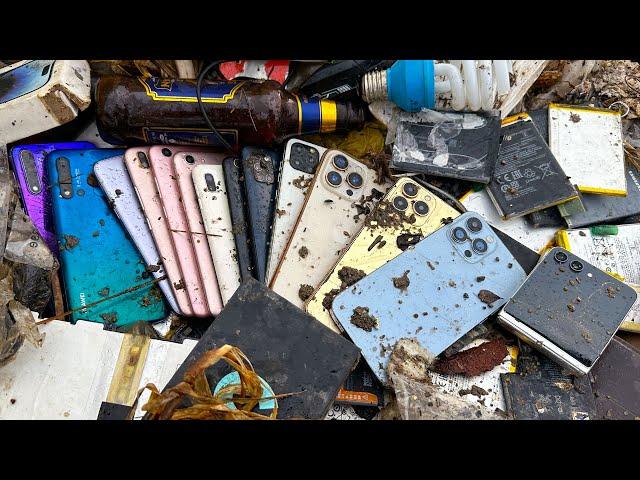 Great Day ! i Found iPhone 12 -13- 14...& A lots of Broken Phones || Restore Galaxy A21s Cracked