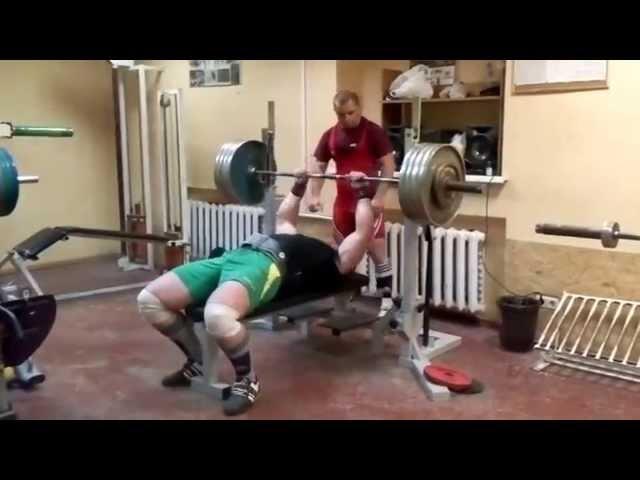 Mindaugas Jaras Close gip bench press 170 kg x 7