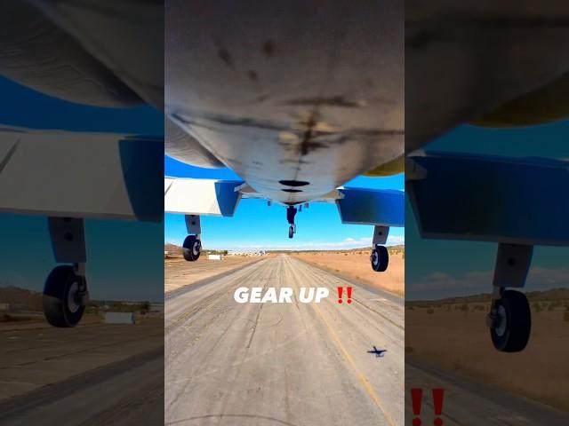 How to TAKEOFF with a RC Plane.. POV 