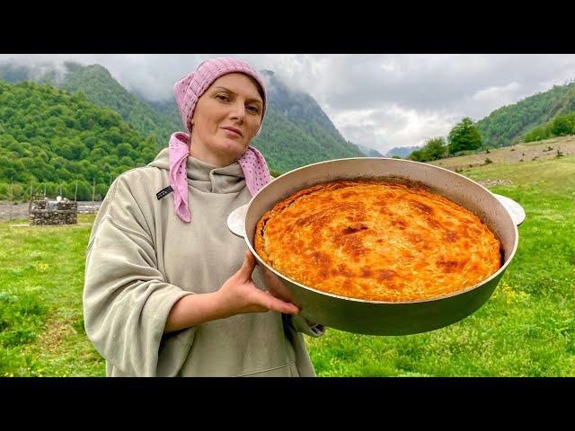 TSKAN - Crispy Lamb and Potato Pie | Lunch in Faraway Village Paradise | Lezgi Cuisine