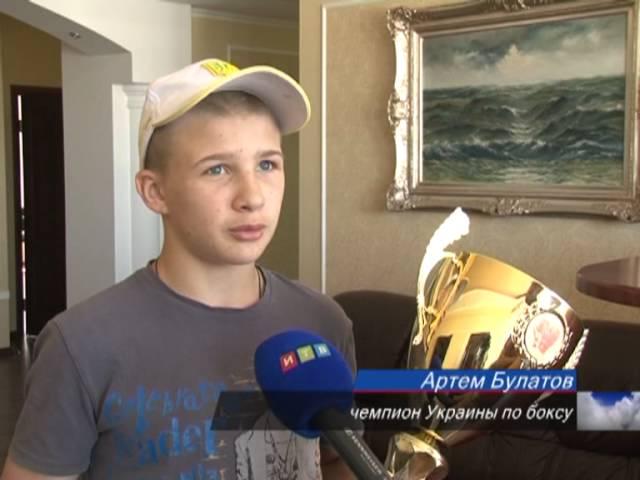 Симферополец Артём Булатов стал чемпионом Украины по боксу