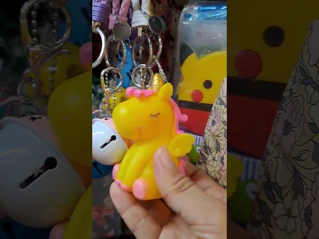 AMAZING YELLOW UNICORN KEYCHAIN! #viral #amazing #asmrsounds #asmr