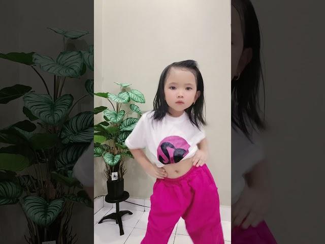 MY LITTLE DANCER #dance #vlog #blogger #vlogger