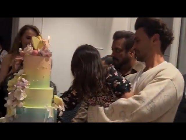 Inside Video Of Salman Khan Celebrating 59th Birthday At Arpita’s HouseSikandar Teaser Update