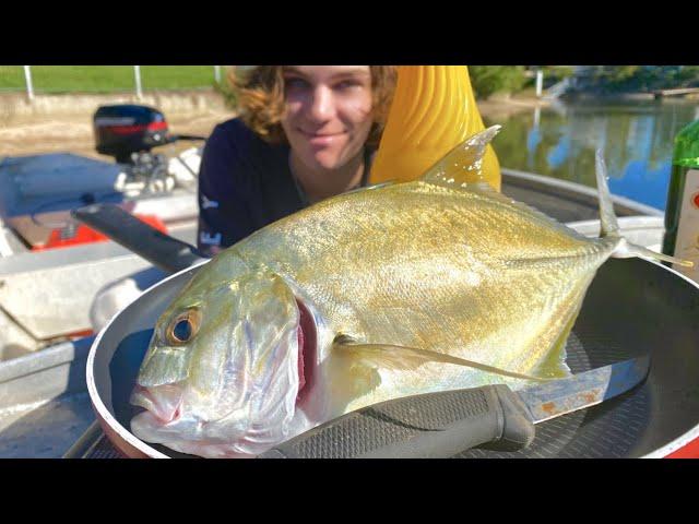 GIANT TREVALLY Catch & Cook (Fishing for FOOD off BOAT)