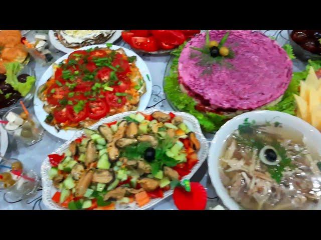  Три Праздничных МенюИДЕАЛЬНЫЕ МЕНЮ ДЛЯ ВАШЕГО ПРАЗДНИКА ЗАКУСКИ САЛАТЫ