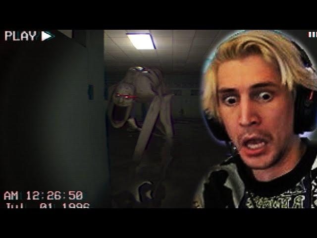 xQc Plays THE CLASSROOMS (Survival Horror Game)