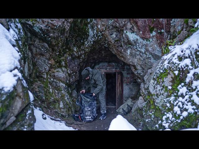 Trapped in a Blizzard, Mysterious Cave Shelter Saves My Life