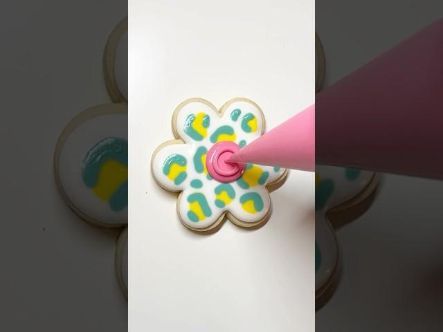 True or false: Some flowers are used as natural insecticides #cookiedecorating #satisfying