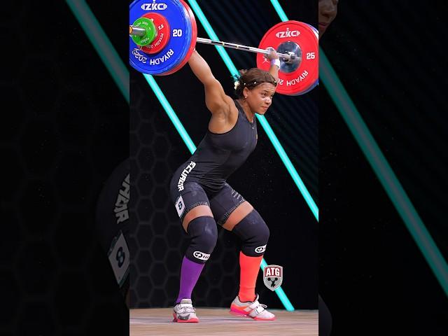 Angie Dajomes (71kg ) snatching 117kg / 258lbs ! #weightlifting #snatch #slowmotion