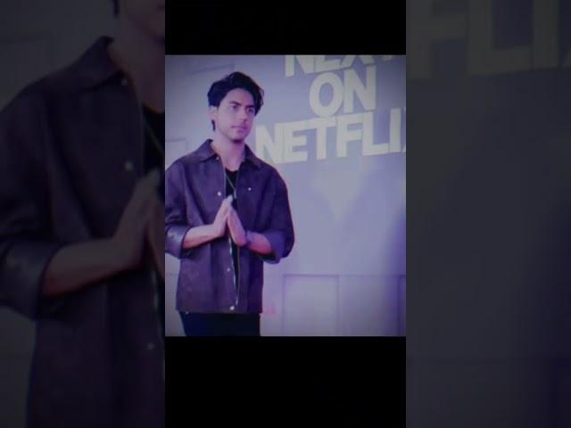 Like to way he is walking  #keepsupporting #aryankhan #srk #youtubeshorts #shorts #subscribe