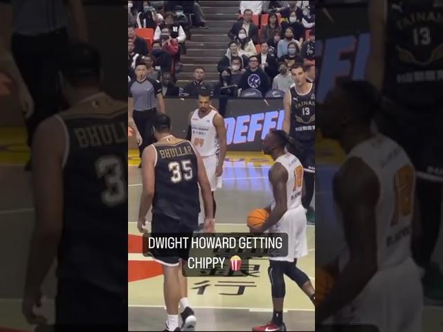 Dwight Howard got into it last night with 7’5” Sim Bhullar 