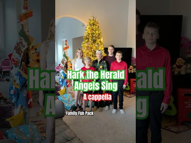 Hark the Herald Angels Sing - Family Fun Pack Christmas Song