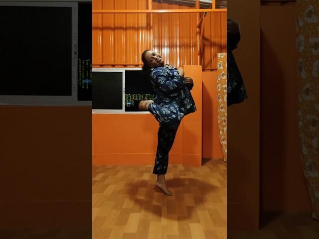 Dakatiya bansi || বহুরূপী || performance - Titli #dance #shortvideo #dancecover #shorts