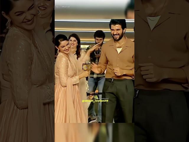 The Cutest Moment Between Vijay Devarakonda & Mrunal Thakur