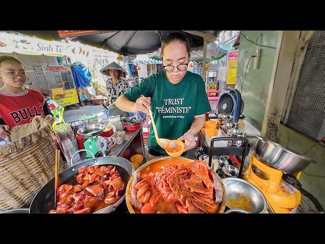 Full Day of Eating in Saigon, Vietnam 