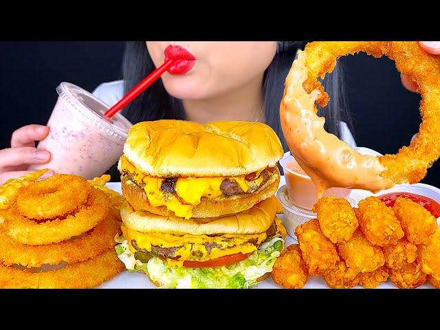 ASMR GIANT FAIR CHEESEBURGER, ONION RINGS & TATER TOTS | MUKBANG | ASMR Phan