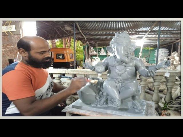 कोकणात पारंपारिक शाडू मातीची गणेशमुर्ती घडवणारी चित्र शाळा |  How are Ganpati idols made?