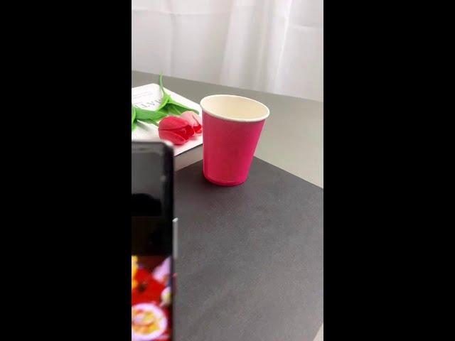 If you don't have a mobile phone holder at home during the New Year, you can use this cup to make o