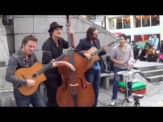 Tcha-Badjo - gipsy jazz and tap dance: double bass, guitar, singing