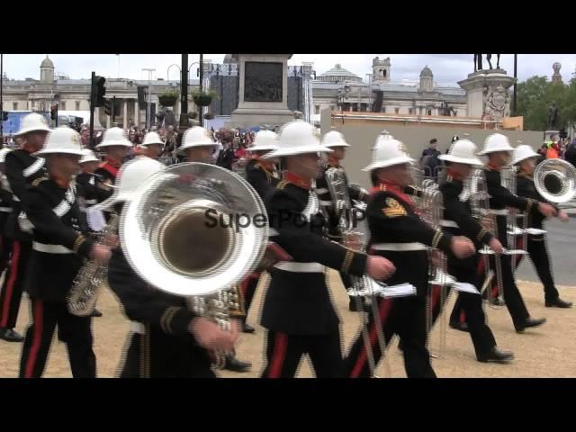 ATMOSPHERE:  Diamond Jubilee - Carriage Procession And Ba...