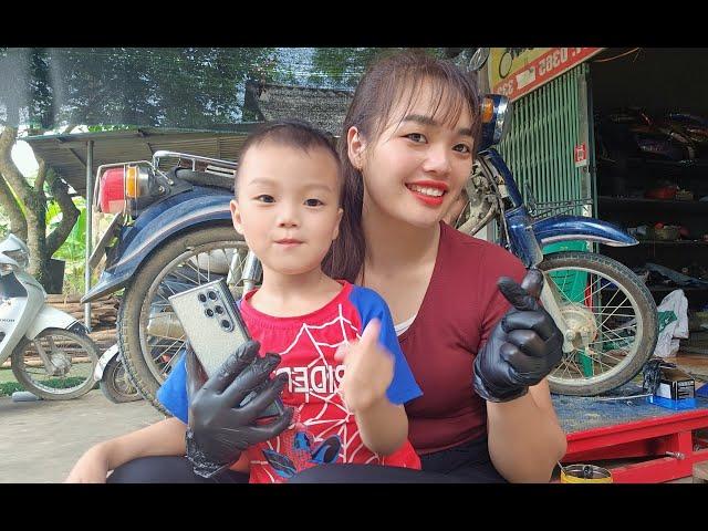 Narrow Escape: Customer’s motorbike Suddenly Went Flat During Lock Replacement – Witness Saved Me.