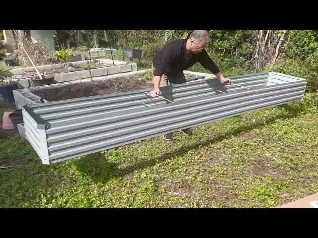 Unboxing & Assembly of the 12' Galvanized Raised Garden Bed by Zunatu