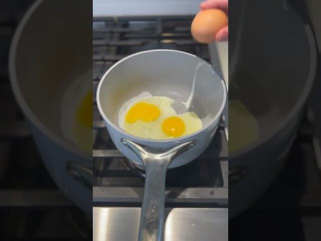 Making a Healthy Breakfast Sandwich ASMR #shorts #nutrition #asmr
