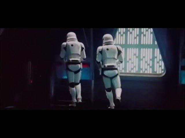 Star Wars The Force Awakens - Stormtroopers turning back, going away, fleeing, turning around