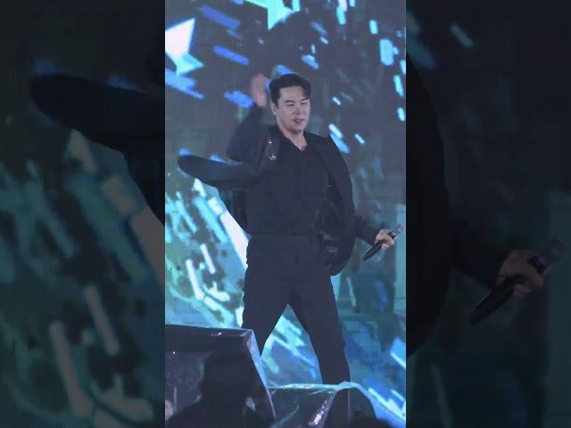 장민호의 파워풀한 댄스  장민호  #장민호 #으라차차차 #충주다이브페스티벌