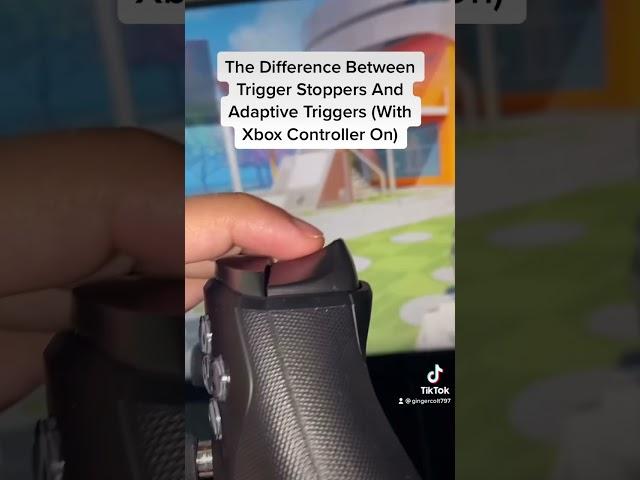 The Difference Between Trigger Stoppers and Adaptive Triggers (With Xbox Controller On) #Shorts