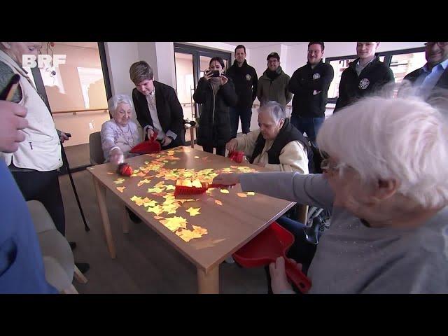 "Zaubertafel": Mehr Lebensqualität für Menschen mit Demenz