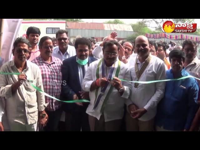 Parchur | Blood Donation Camp | CM YS Jagan Birthday Celebrations | Prakasam Dist | Sakshi TV