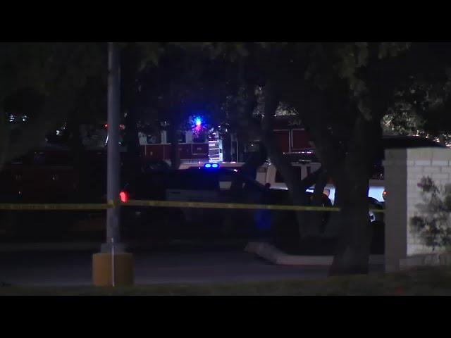 7 officers shot in San Antonio, Texas