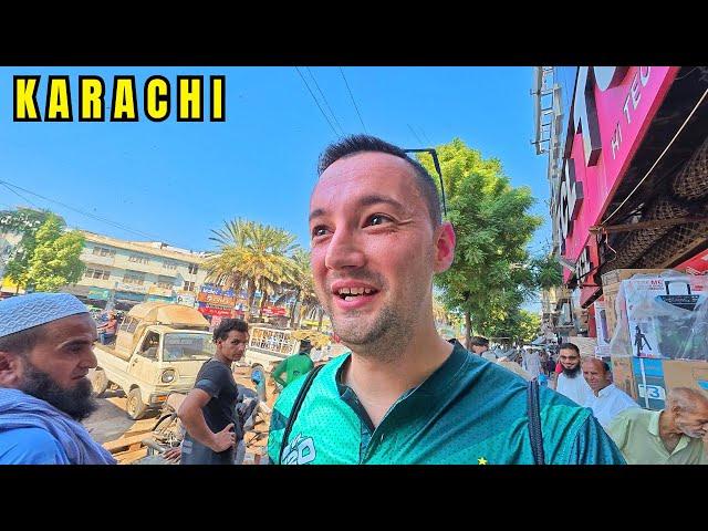 My 1st Day In Karachi, Pakistan  (I'm Overwhelmed!)