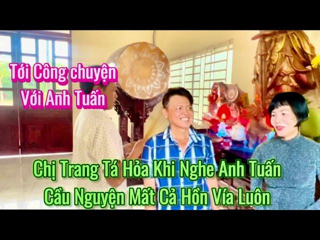 Cười té ghế với anh tuấn trong lúc cầu nguyện