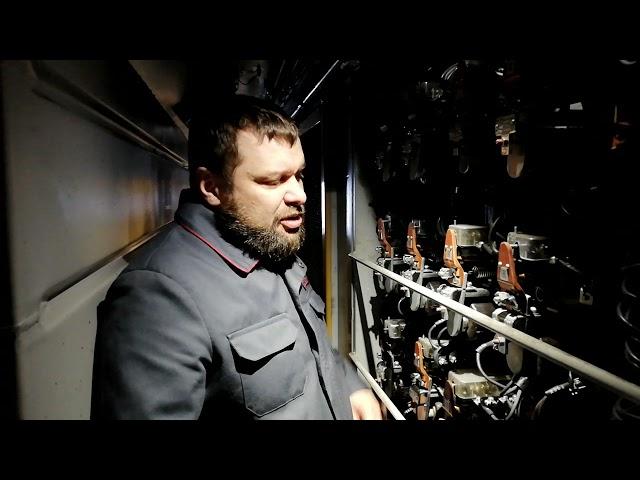 Электровоз 3ЭС5К, К З  в проводе Э40(на катушку KV19), выход из положения.