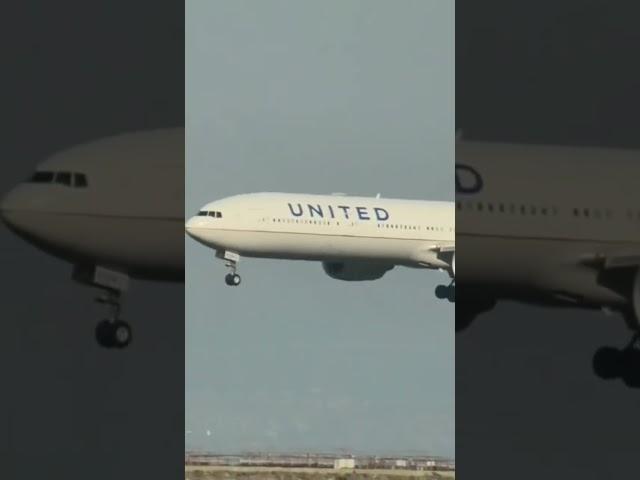  United Airlines | San Francisco International Airport  #aviation #landing