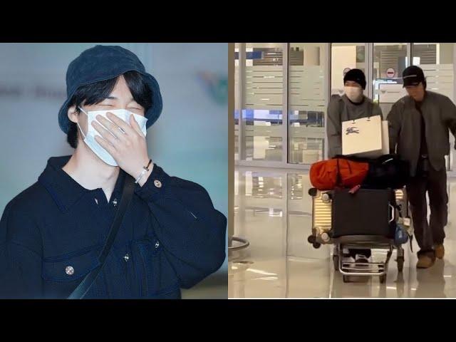 Carrying suitcases, BTS' Jimin and Jungkook were spotted arriving at the airport, where did they go?