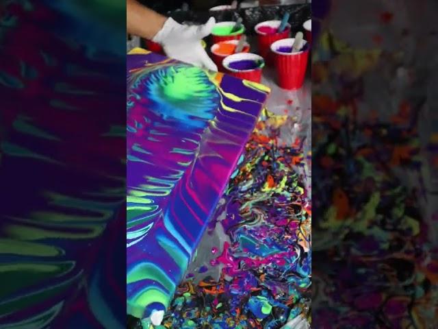 FREESTYLE PAINT POURING - FLUID ART