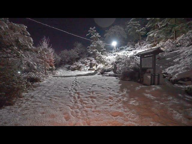 4K・ Snowy Japan - Tendo night walk・4K HDR