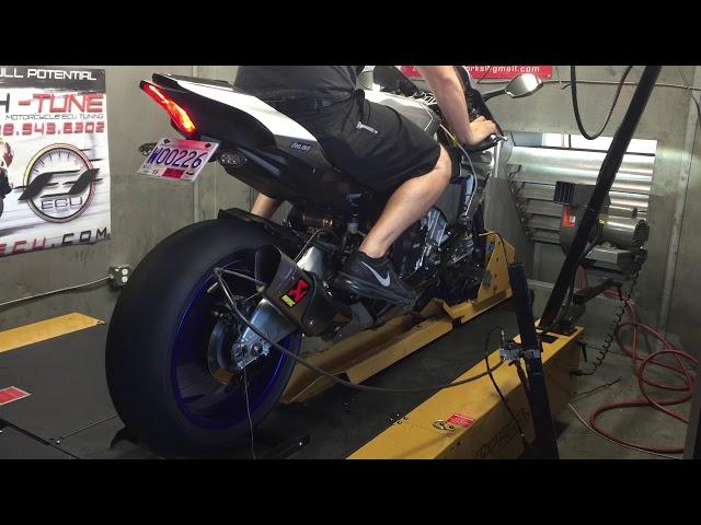 2015 yamaha R1M akrapovic exhaust base dyno run.